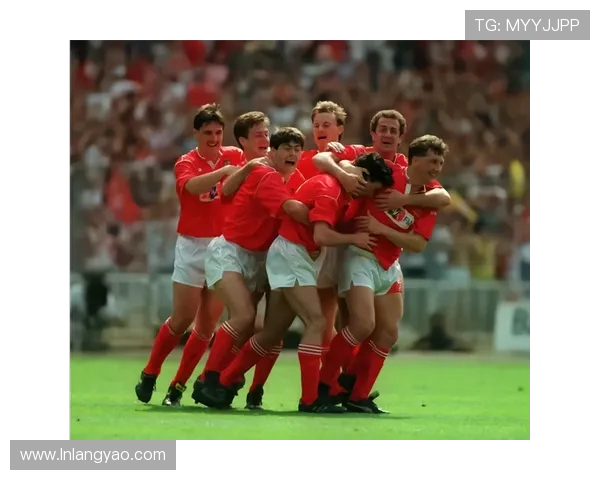 英超2003球队：回顾2003年英超联赛的精彩赛事与球队表现 .