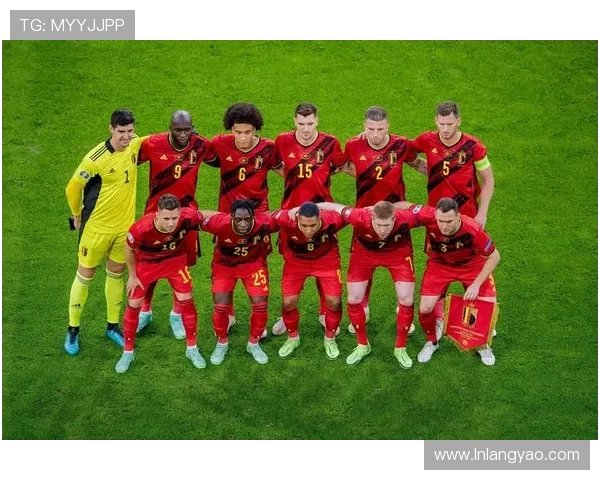 围绕1982世界杯冠军意大利队的辉煌历程与时代影响解析深度探秘